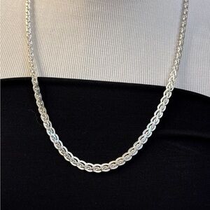 Stylish Silver Chain Necklace